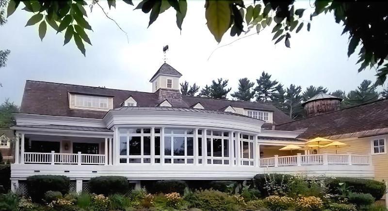 Bedford Village Inn Kültér fotó