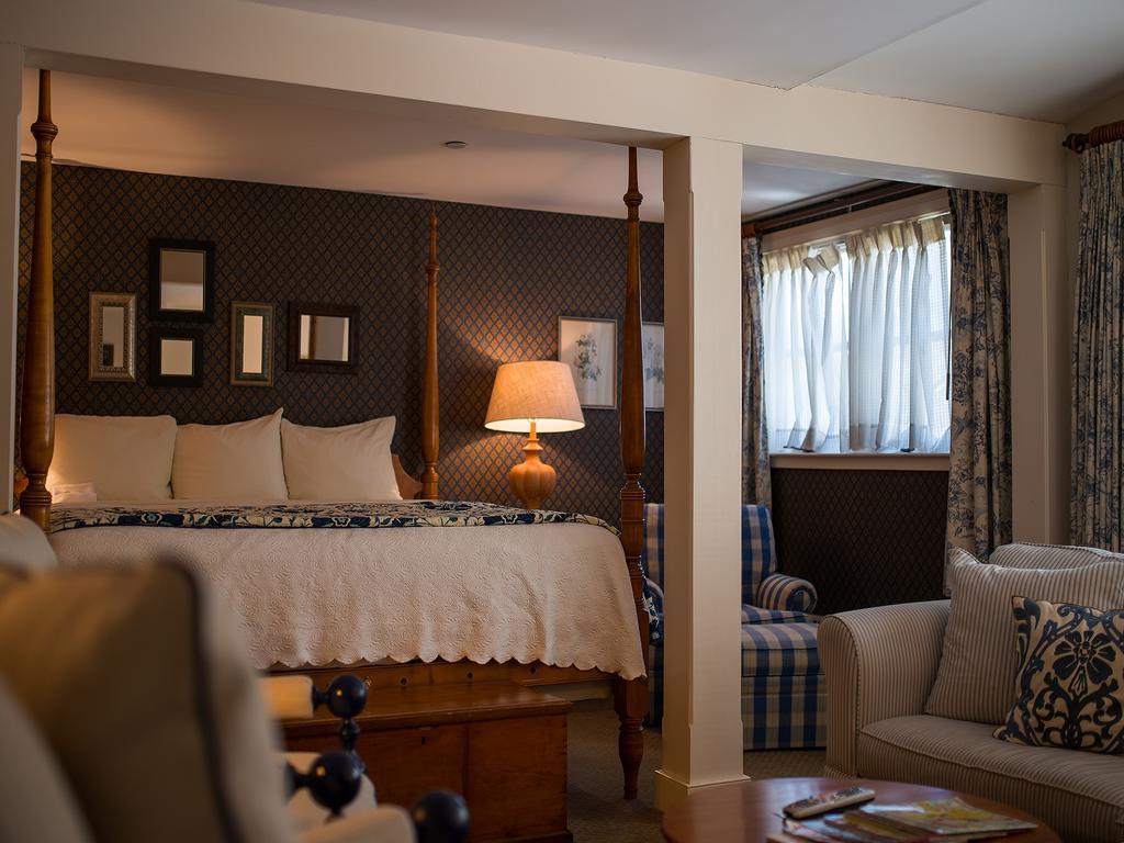 Bedford Village Inn Kültér fotó